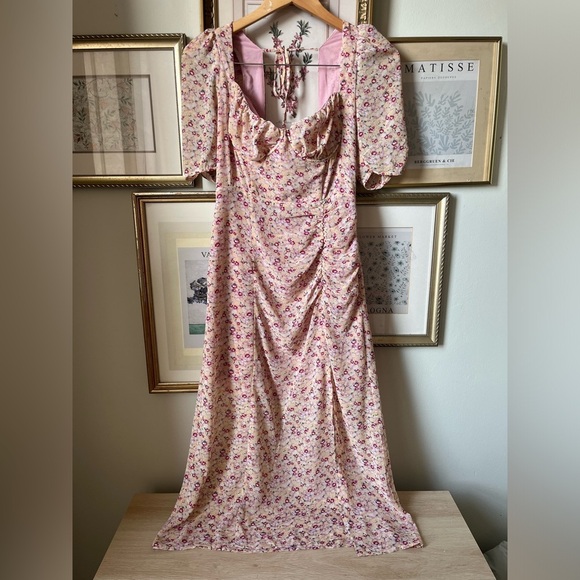 NWT ASTR the label Floral Milkmaid Midi Dress in Yellow-Red Ditsy Medium - Picture 9 of 9